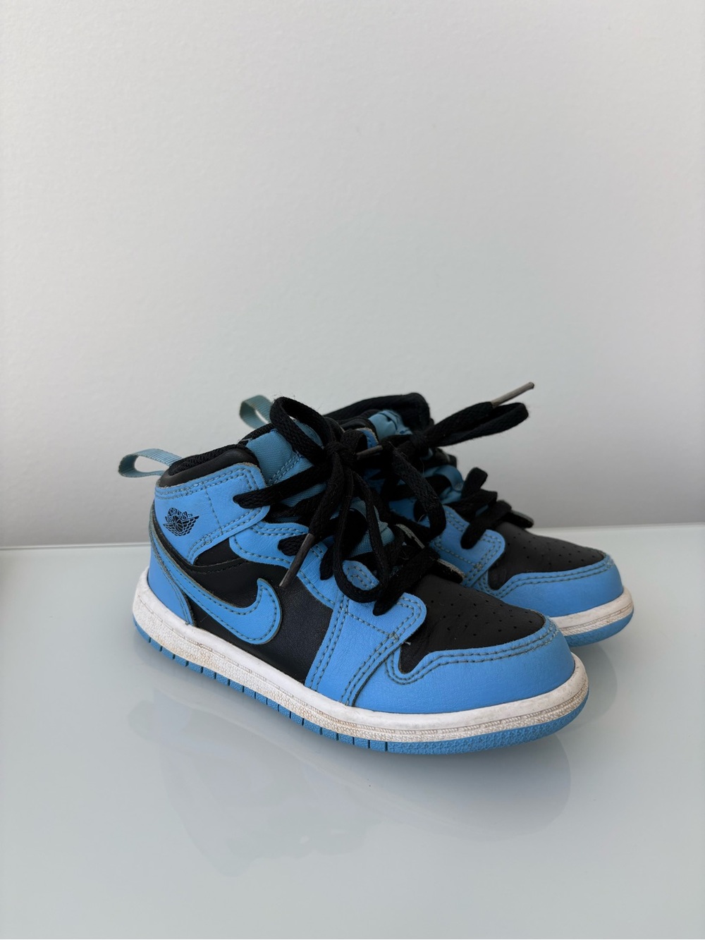 Jordan 1 Mid TD Toddler 9C University Blue Black
